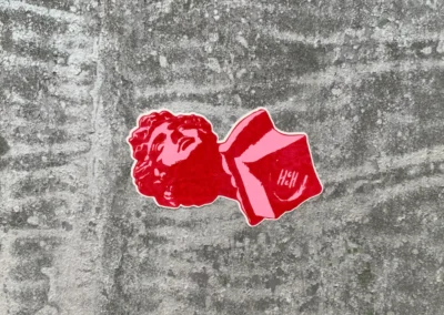 Pegatinas artísticas en moviento por las calles de madrid